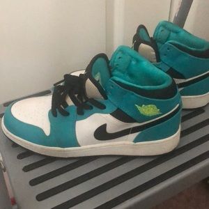 Jordan’s retro 1’s